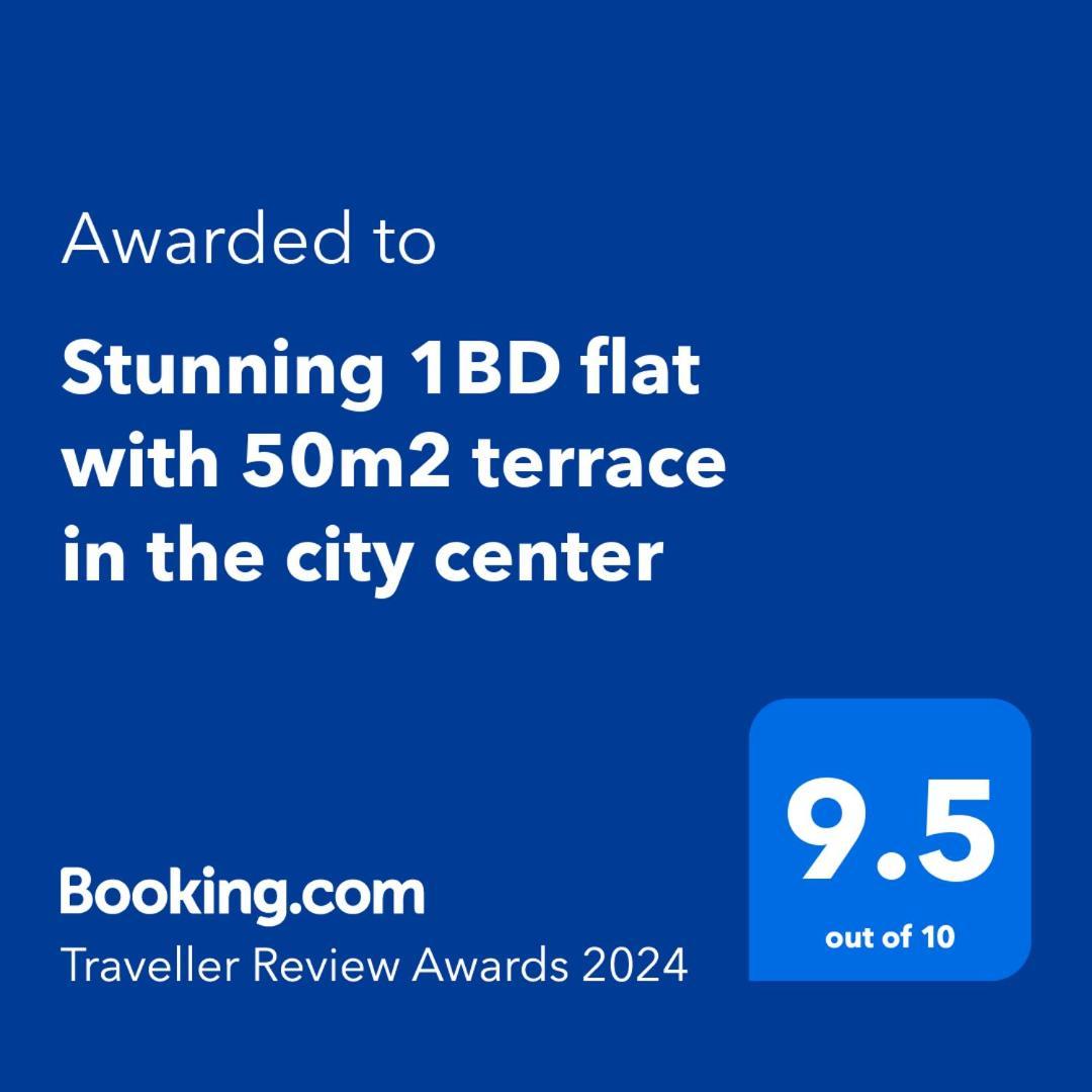 Stunning 1Bd Flat With 50M2 Terrace In The City Center Bucureşti Ngoại thất bức ảnh